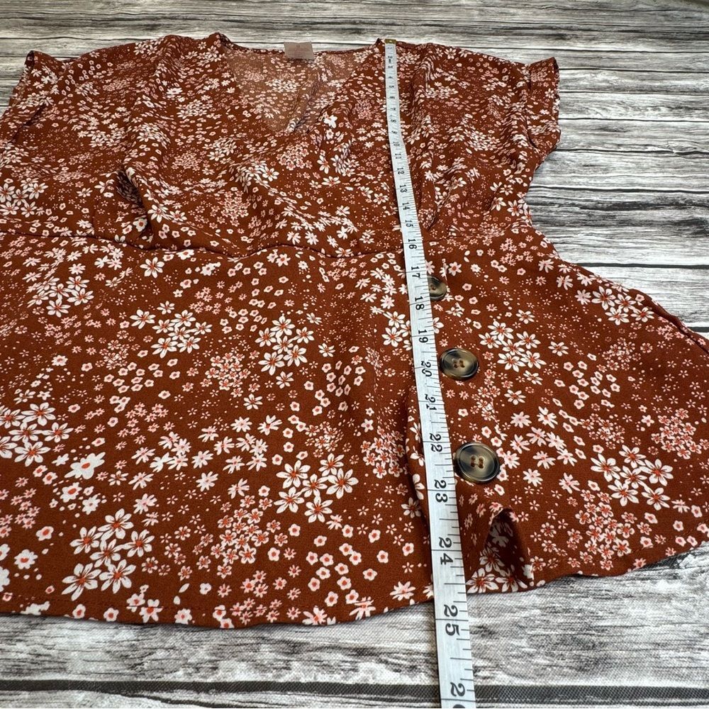 No Boundaries Floral Faux Wrap Sleeveless Blouse Peplum Rust Pink L - Picture 11 of 13